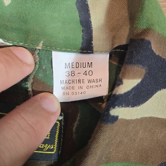 Vintage Kmart Camo Hunting Jacket Men’s Medium 38-40 Woodland Button Front Light - Picture 3 of 9